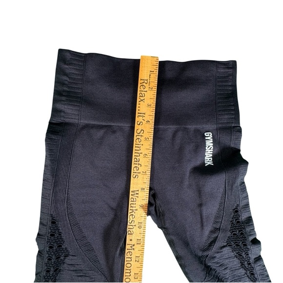 Gymshark Leggings XS Black Seamless Cropped Laser Cut High Waist Workout Pants - Picture 6 of 9